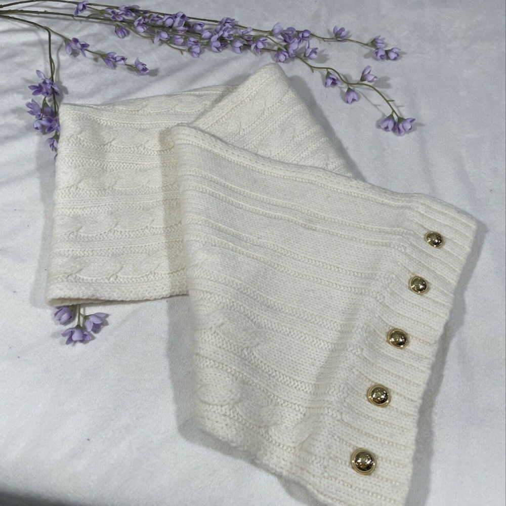 NEW MICHAEL Michael Kors Buttoned Cable Knit‎ Infinity Scarf in Ivory